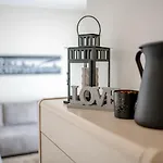 Jakov With Balcony זאדאר