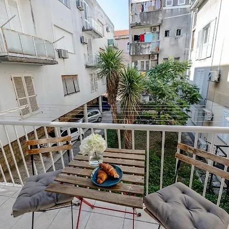Jakov With Balcony * Zadar