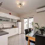 Апартаменти Jakov With Balcony *